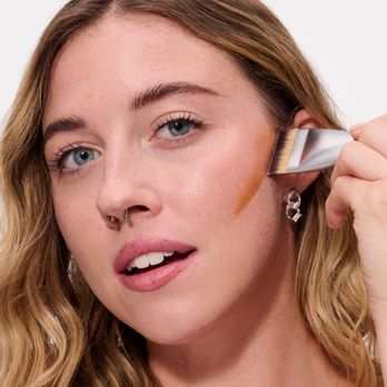UNDER MAKEUP APPLICATION