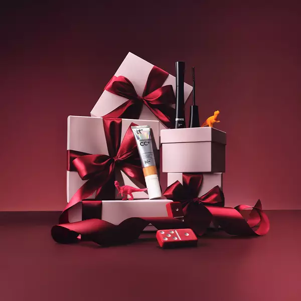 Packshots of Brow power pencil, Bye Bye pores pressed powder, Bye Bye undereye concealer, CC cream original, Superhero mascara and Confidence in a cream