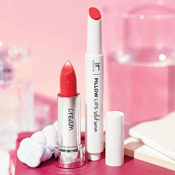 Pillow Lips Solid Serum Lip Gloss