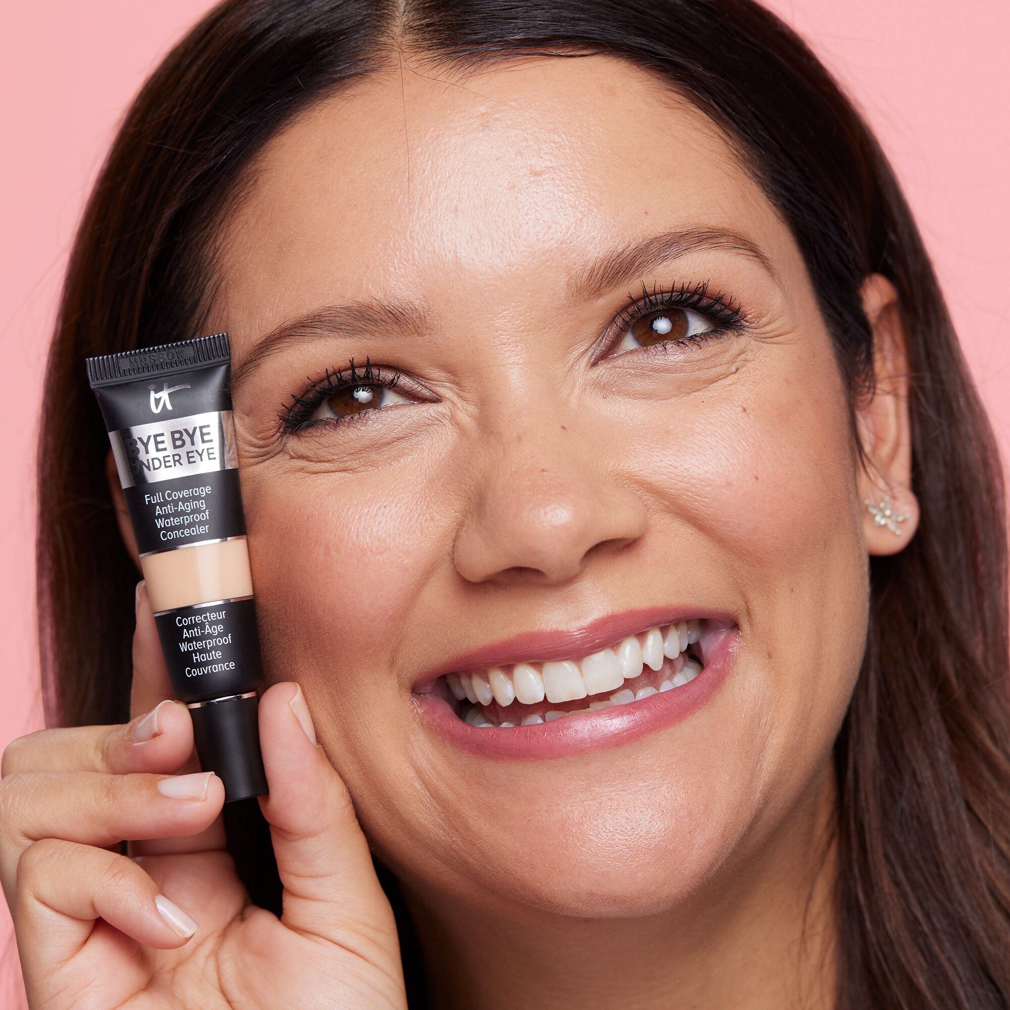 Bye Bye Under Eye™ - Anti-Cernes Resitant a L'eau et a Couvrance Complete