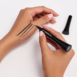 Superhero™ Liner - Waterproof Liquid Eyeliner